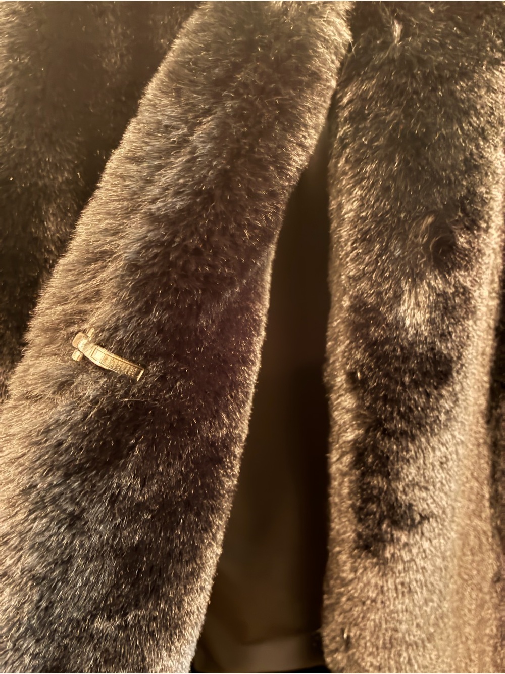 GAP Black Faux Fur Jacket - Picture 3 of 6
